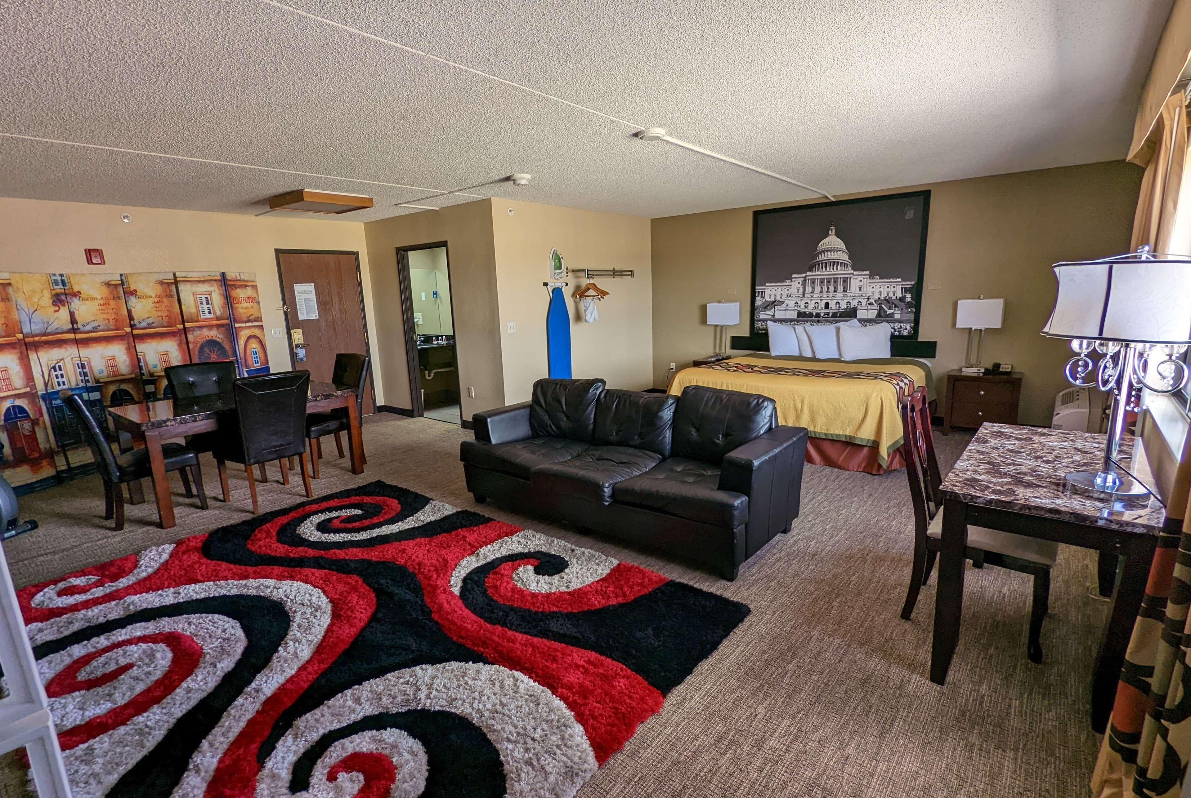Super 8 By Wyndham Wichita North Hotel Eksteriør billede