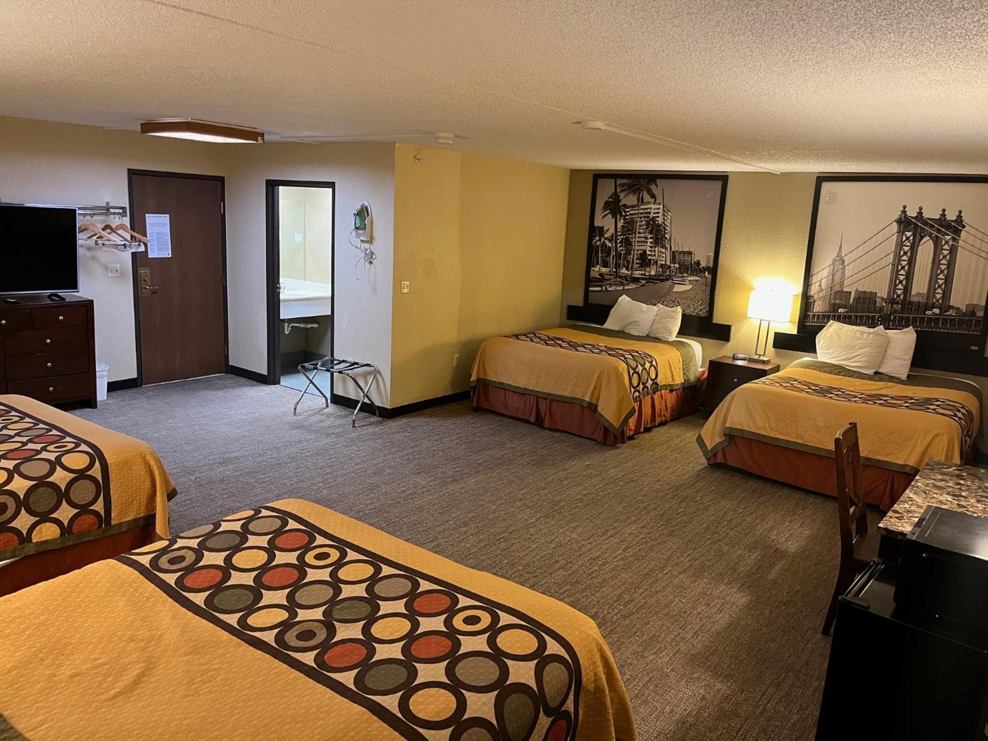 Super 8 By Wyndham Wichita North Hotel Eksteriør billede