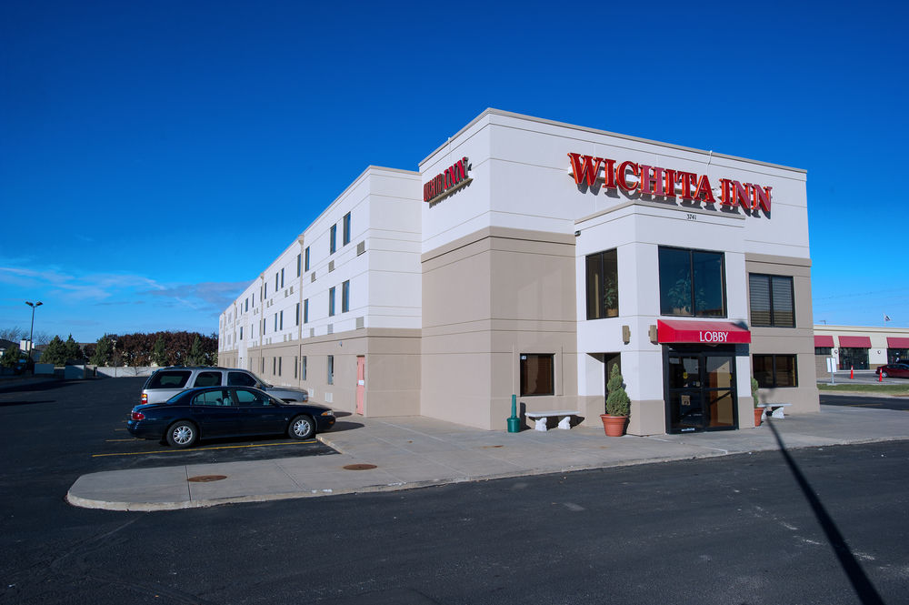 Super 8 By Wyndham Wichita North Hotel Eksteriør billede